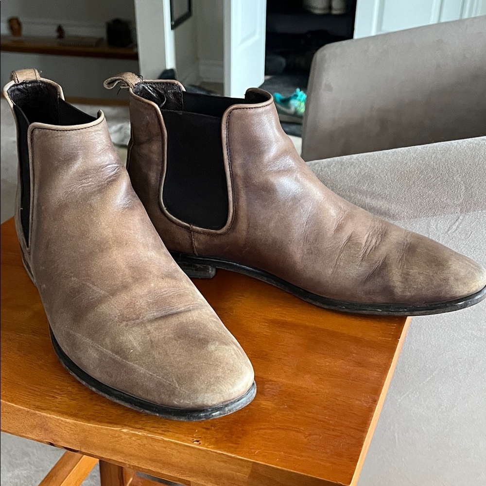 Vintage Italian leather chelsea boots